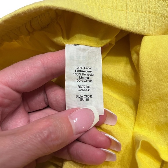 J. Crew 100% Cotton Floral Embroidered Shorts Size 2 - Picture 4 of 5